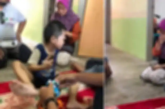 Mardinah mengaku menceraikan suaminya tiga bulan lalu, dan sekarang mengurus empat anaknya sendirian.