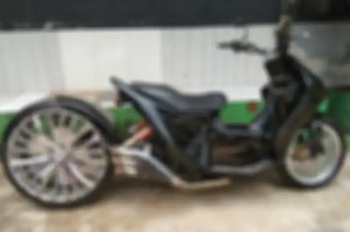 Yamaha Nouvo modif tractor matic.
