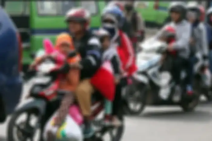 (ILUSTRASI) Cerita pemudik lebih memilih motor dibanding mudik gratis.