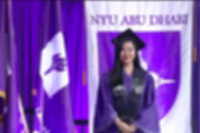 Carrisa Tehputri berhasil kuliah di New York University Abu Dhabi tanpa mengeluarkan biaya sedikitpun.