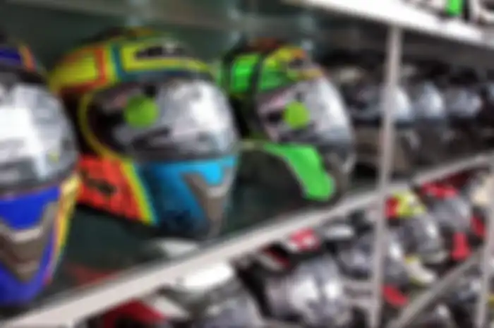 Berapa kali dalam sebulan helm wajib dicuci?