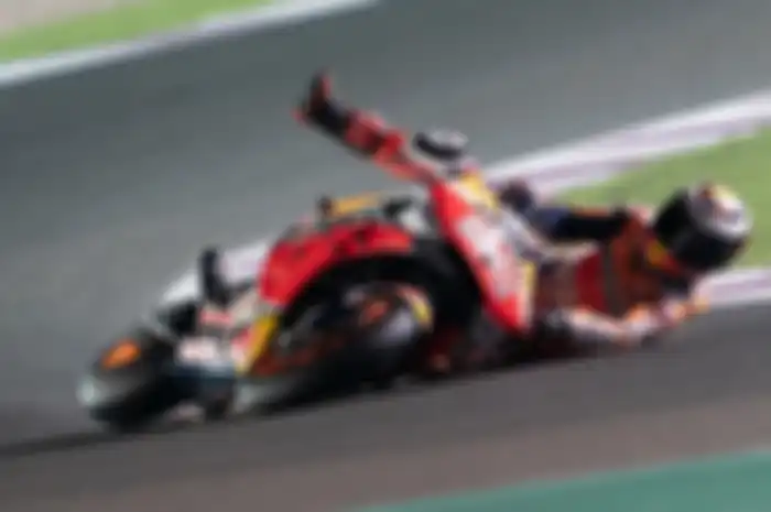Alami crash di FP3 dan Q1, Jorge Lorenzo alami retak tulang iga, tetap nekat tampil di MotoGP Argentina