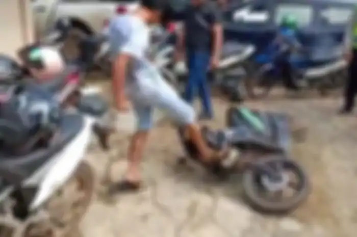Pria di Kalimantan Timur mengamuk di depan Polisi