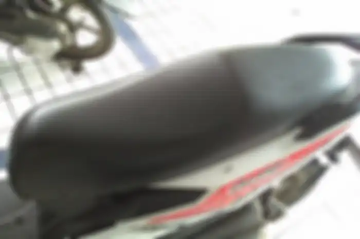 Jok Motor murah Honda BeAT dirasa keras saat diduduki