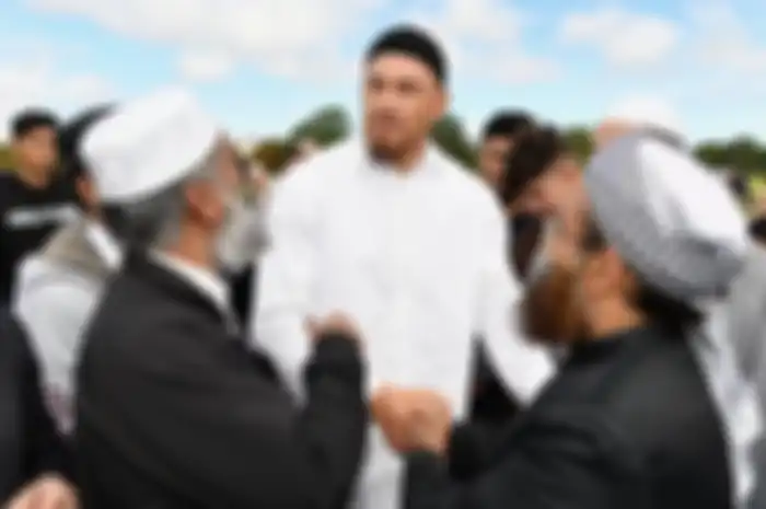Atlet rugby Sonny Bill Williams turut datang dalam doa bersama hari Jumat