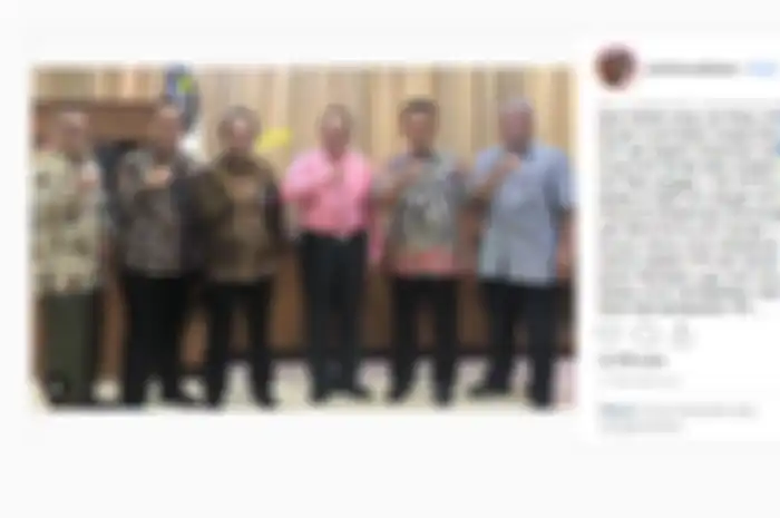 Rektor UNY, Sutrisna Wibawa realisasikan konser musik dengan menggunakan IPK sebagai tiket masuk.