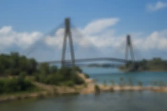 Jembatan Barelang, salah satu penanda yang megah di Kota Batam, Kepulauan Riau.