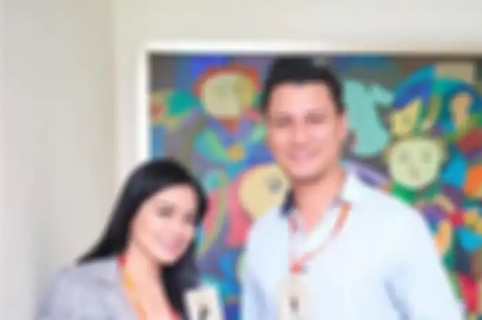 Christian Sugiono dan Titi Kamal jadi CEO imoo watch phone