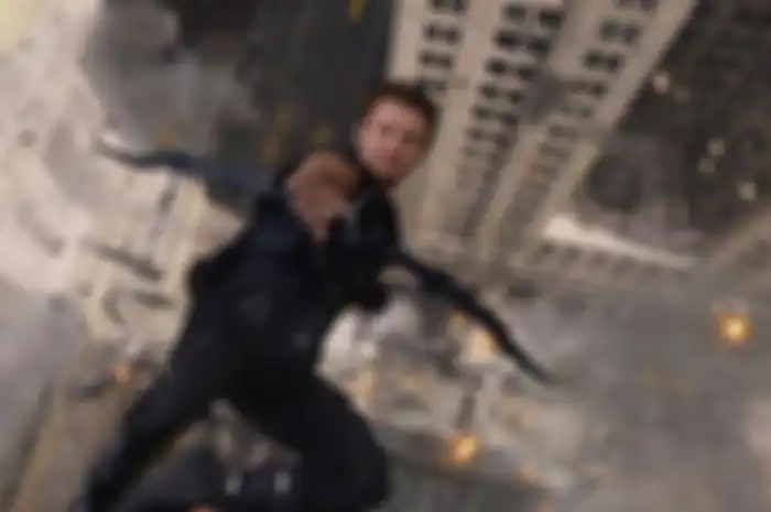 Pemeran Hawkeye, Jeremy Renner baru selesai menjalani operasi setelah mengalami kecelakaan pada Minggu (1/1/2023).