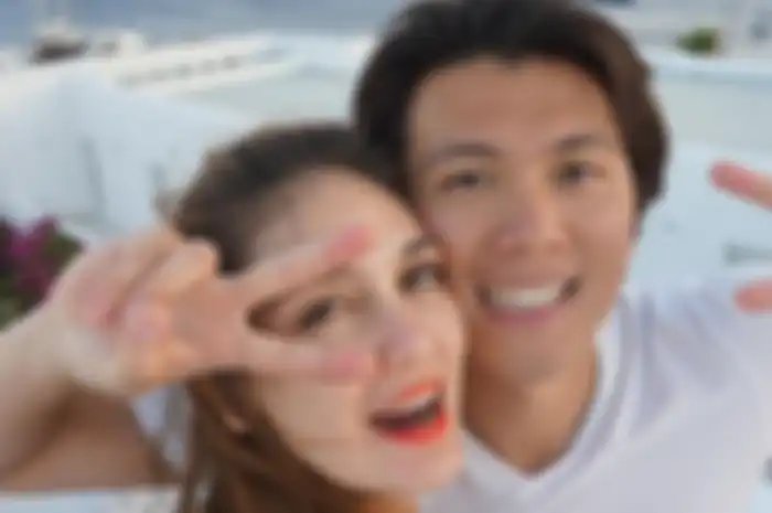  Luna Maya dan Reino Barack