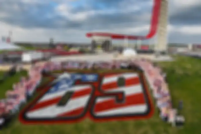 Penghormatan kepada mendiang legenda MotoGP, Nicky Hayden.