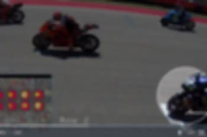 Vinales tertangkap kamera jump start