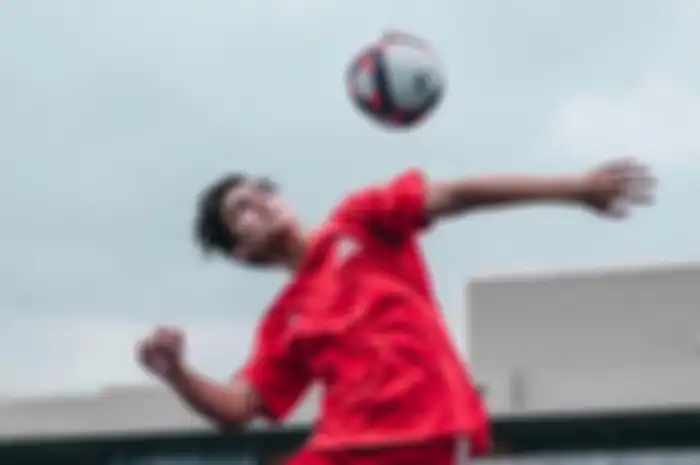 Main bola