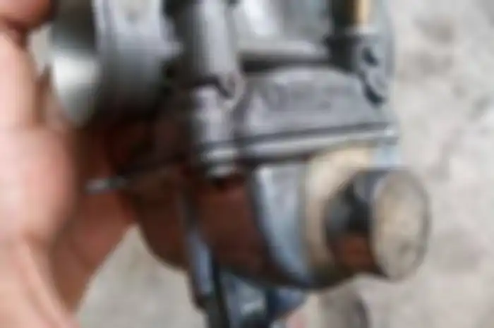 Mangkok karburator tambahan
