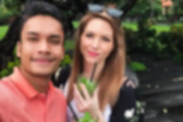Randy Pangalila dan Chelsey Frank.