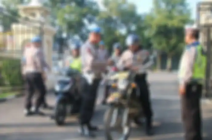 Operasi Keselamatan juga mengincar motor polisi