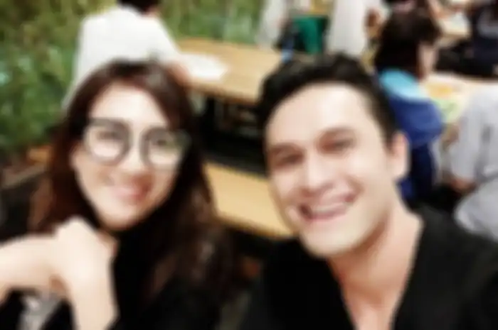 Indra Bruggman dan Helmalia Putri