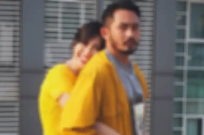 Yama Carlos dan istrinya Arfita