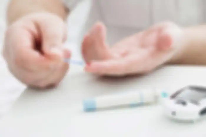 Tes gula darah sederhana dapat dengan mudah mendiagnosis kondisi ini. Sejauh perawatannya, tidak ada penyembuhan permanen