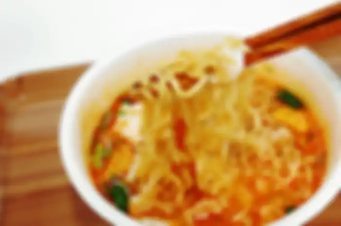Tak asing disebutkan bahwa mi instan adalah makanan tak menyehatkan, tapi benarkah MSG dalam mi instan bisa sebabkan kematian?