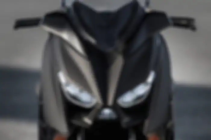 Bodi depan Yamaha XMAX kuat kesan sporty