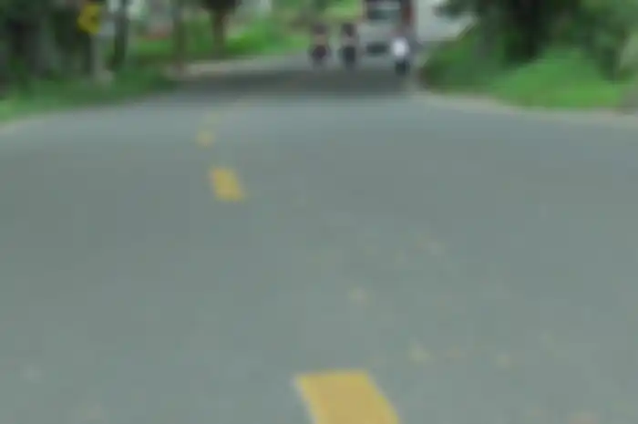 Akhirnya bisa tidur nyenyak, ini lah fungsi rahasia marka jalan berwarna kuning, bikers sudah pada tahu belum?