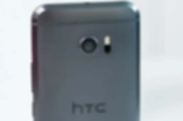 Ponsel HTC