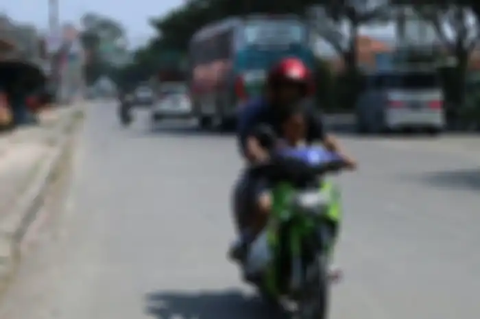 Lawan arah yang terjadi di jalan Bandung - Garut, Jawa Barat