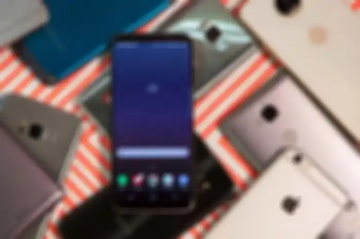 Banyaknya pilihan produk hape yang ada di pasaran membuat calon pembeli bingung