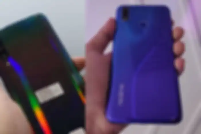 Realme 3 Pro VS Samsung A50
