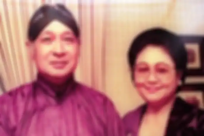 Ibu Tien Soeharto dan Pak Harto
