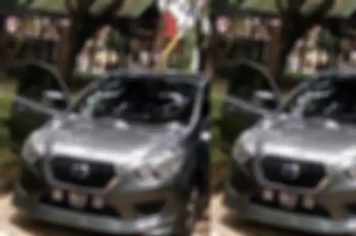 Seorang ibu naik motor kejar pencuri mobilnya karena anaknya ikut terbawa di dalam mobil