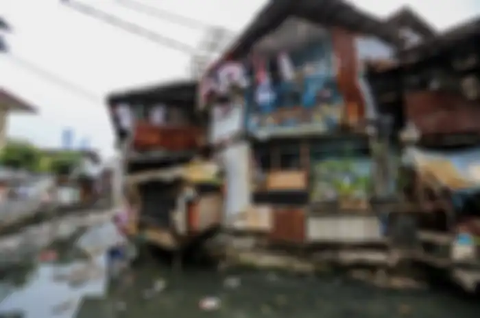 Nirwana Joga, peneliti di Pusat Studi Perkotaan memberikan beberapa saran terkait dengan permasalahan kota-kota di Indonesia menuju kota sehat.
