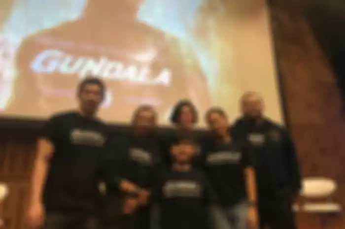 Sutradara dan pemeran film Gundala