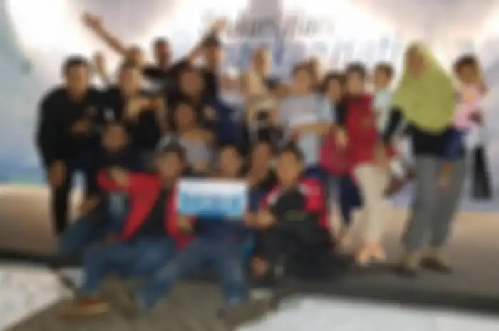 Buka puasa bersama lintas komunitas di Surabaya, Jatim.