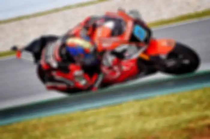 Jorge Navarro raih pole position di Moto2 Valencia 2019