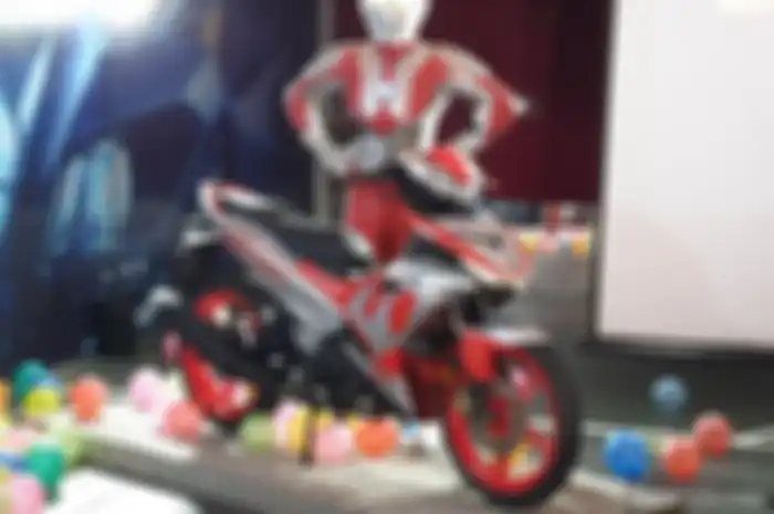 Yamaha Y15ZR Ultraman Limited Edition