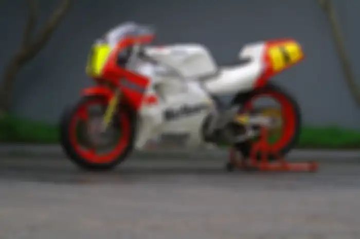 Restorasi Yamaha TZR250