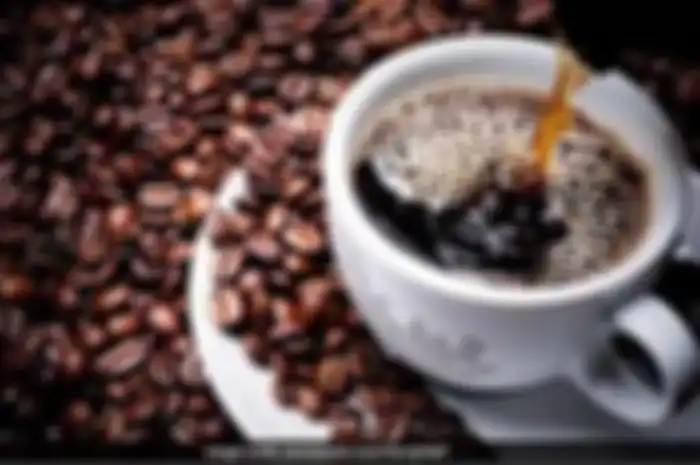 Apakah kebiasaan minum kopi hingga bergelas-gelas itu aman untuk kesehatan tubuh? Berikut ini jawaban dari para peneliti tentang kopi.