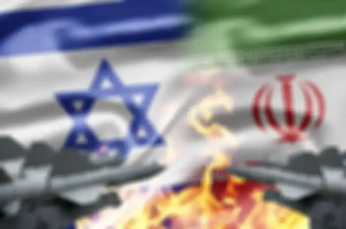 Seorang anggota parlemen senior Iran mengancam bahwa Israel akan dihancurkan dalam "setengah jam" jika Amerika Serikat menyerang Republik Islam Iran.