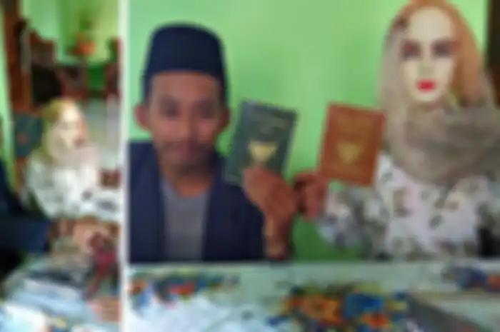 Foto pria menikah dengan manequin yang viral