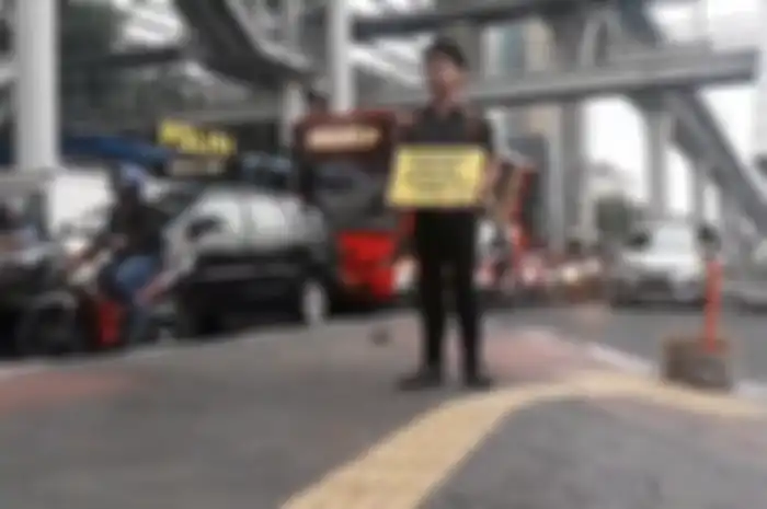 Koalisi Pejalan Kaki berkampanye trotoar untuk pejalan kaki bukan untuk pemotor