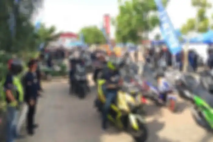 Ribuan bikers hadir di acara Maxi Days