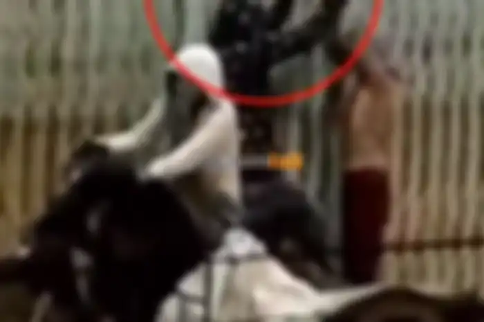 Becak Hantu sebutan untuk kawanan maling bermotor yang mengincar rumah atau toko warga di Medan.