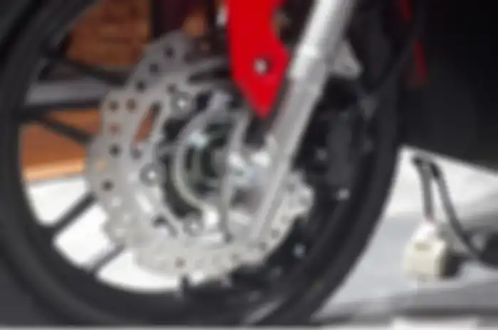 Cakram Honda X-ADV 150.