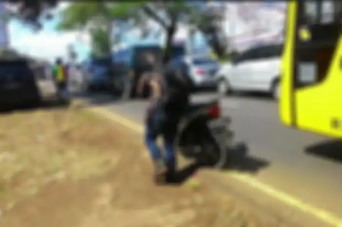 Ilustrasi motor matic mogok.