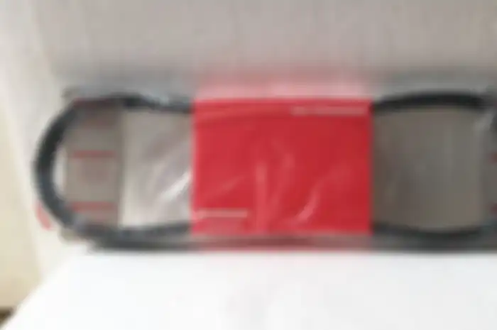 Ilustrasi v-belt Bando dengan kemasan Honda