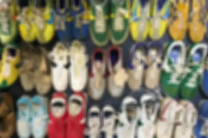 Koleksi sepatu Nike vintage di Hotel Graduate Eugene