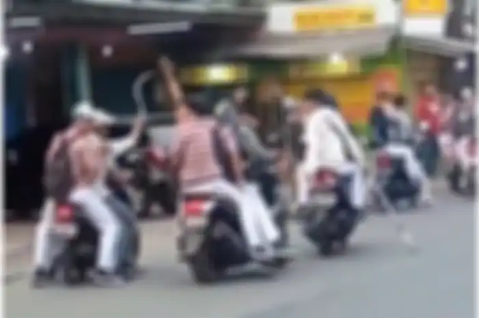 Diduga sekolah Bina Insani Vs Yadika Puri