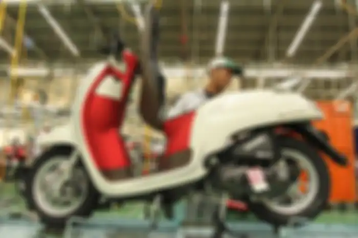Honda Scoopy 2019 warna merah putih